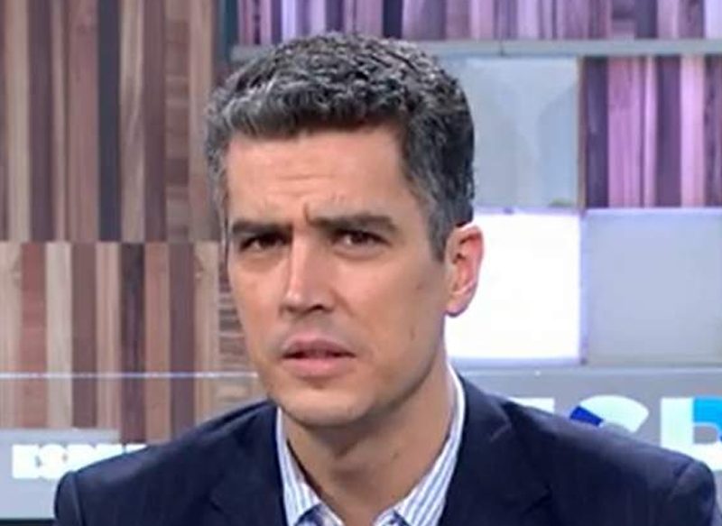 GONZALO BANS, UNO DE LOS ÚLTIMOS COLABORADORES EN ABANDONAR ESPEJO PÚBLICO