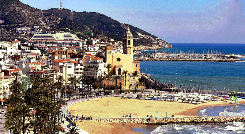 Debes de visitar Sitges- Barcelona en Semana Santa