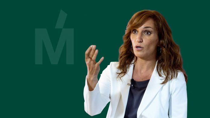 La equidistancia de Mónica García en el momento de pedir ayuda para Gaza