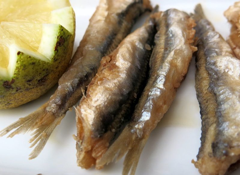 Boquerones fritos: el secreto del rebozado para que estén crujientes