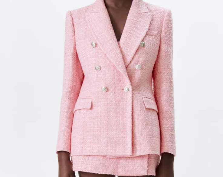 chaqueta rosa