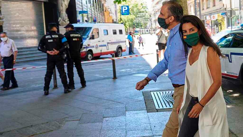 Los "Aristogatos" de Vox se enfrentan a Monasterio con bronca de Ortega Smith incluida 1 Moncloa elecciones pais vasco politica 503209931 155184614 Moncloa