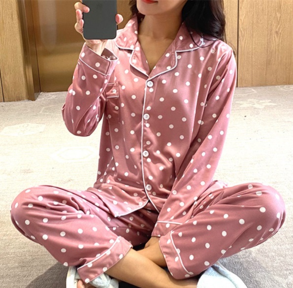 pijama de lunares