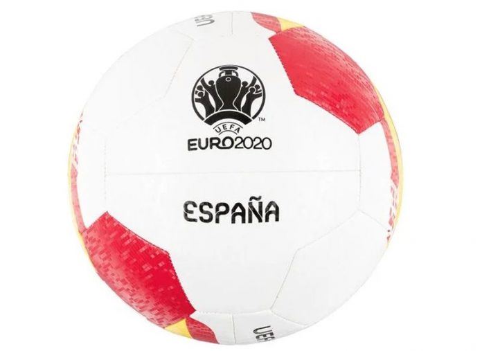 BALÓN DE FÚTBOL DE LA EUROCOPA CON LOS COLORES DE ESPAÑA
