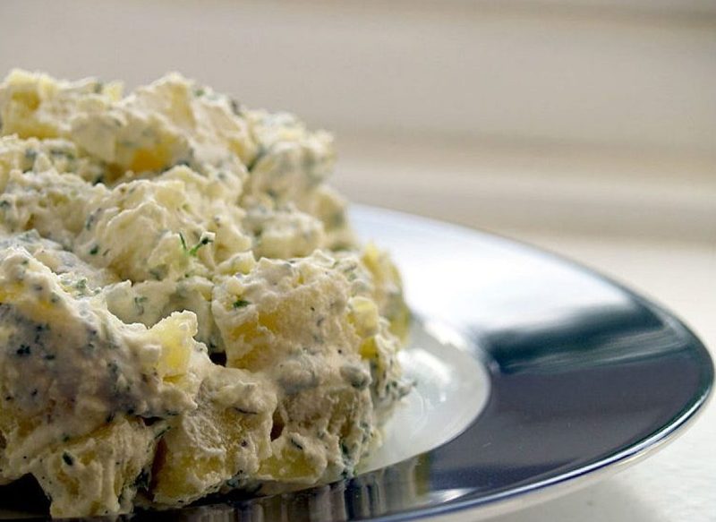REMOVER LA ENSALADILLA RUSA EN EXCESO, UN ERROR
