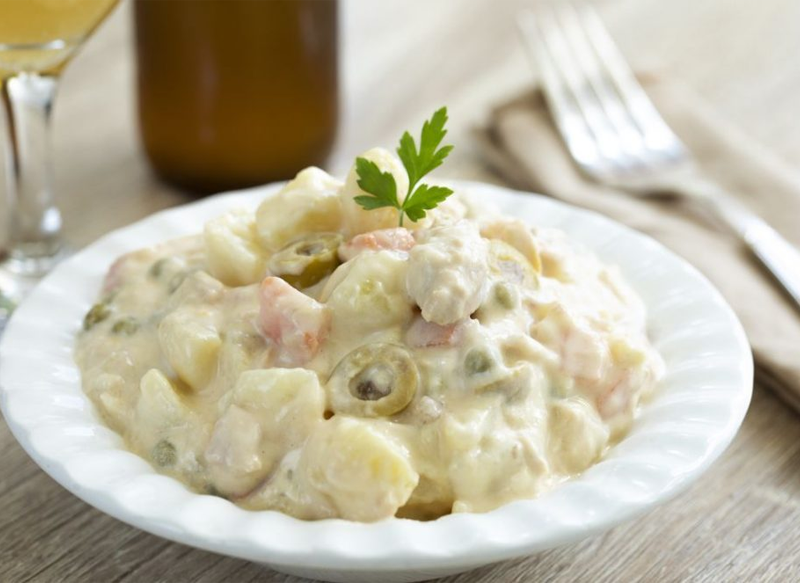 Ensaladilla rusa: el motivo por el que nunca deberías usar aceite de oliva