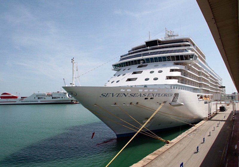 Puerto de Valencia cruceros Merca2.es