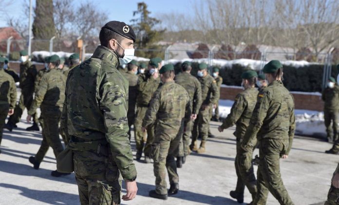 Los militares sienten que les dan la espalda como profesión de riesgo.
