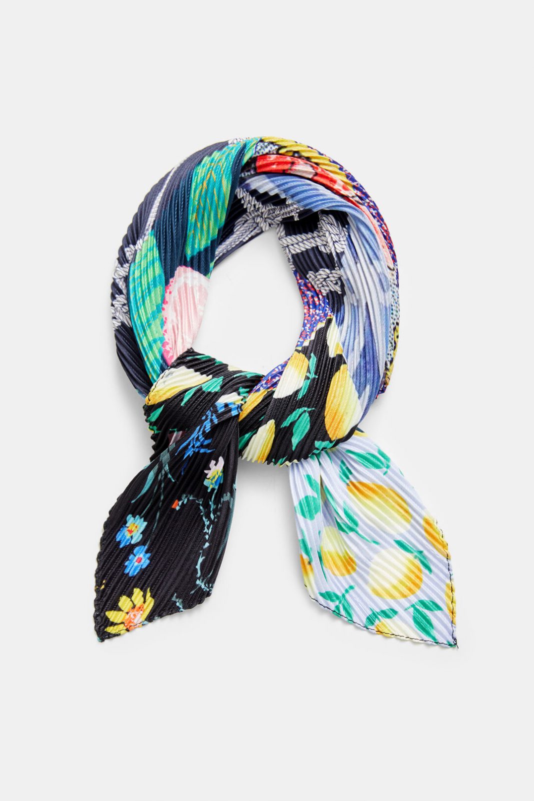foulard patch digital desigual