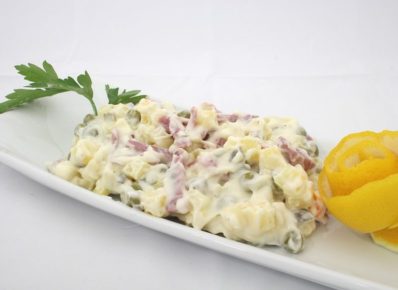 La receta original: así es como hacen la ensaladilla rusa en Rusia