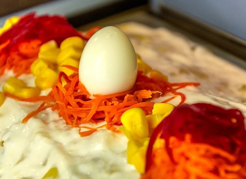¿CUÁNTOS HUEVOS DUROS HAY QUE USAR POR PERSONA?