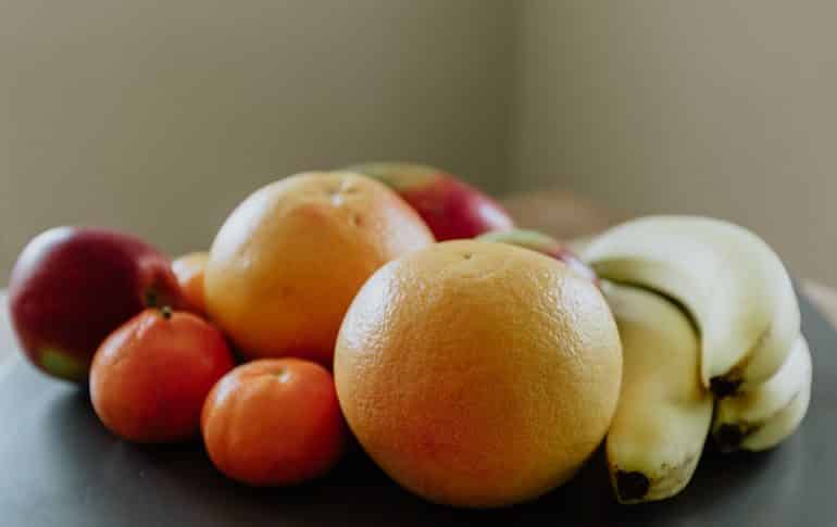Las que se presentan por las frutas de veranos