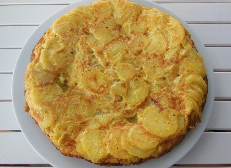 Tortilla de patatas: cuántas patatas debes echar por persona
