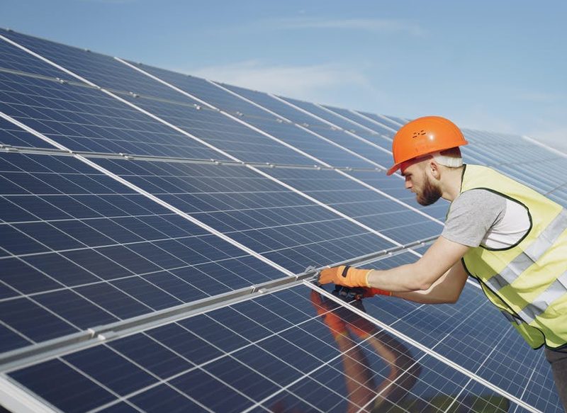 Paneles solares: Cómo lograr autoconsumo eléctrico y dejar de pagar cada mes