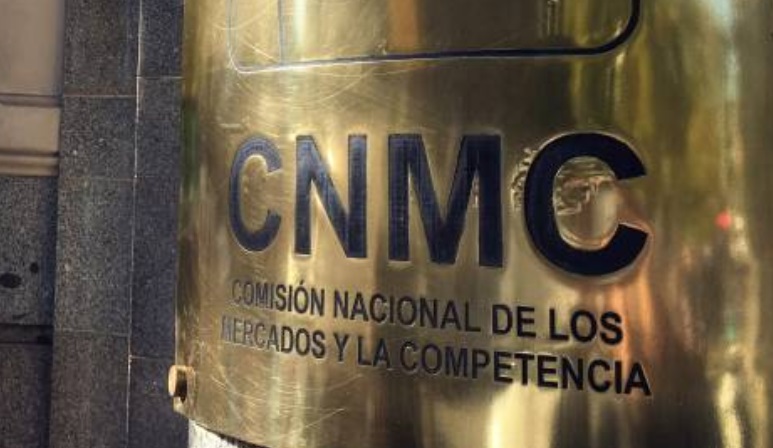 La CNMC multó a las editoriales de libros de texto con 30 millones,. EUROPA PRESS