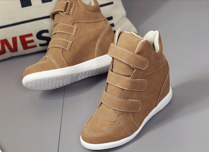 botines cuña