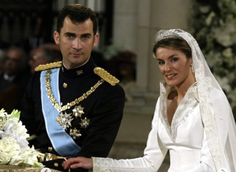 REINA LETIZIA, ACOSTUMBRADA A LIDIAR CON LAS DIFICULTADES