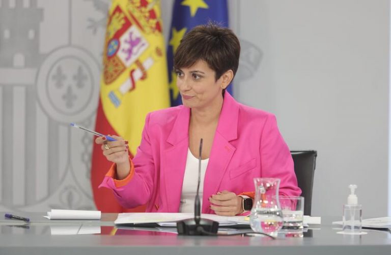 El Gobierno no aclara si Sánchez participará en la mesa de diálogo con Cataluña