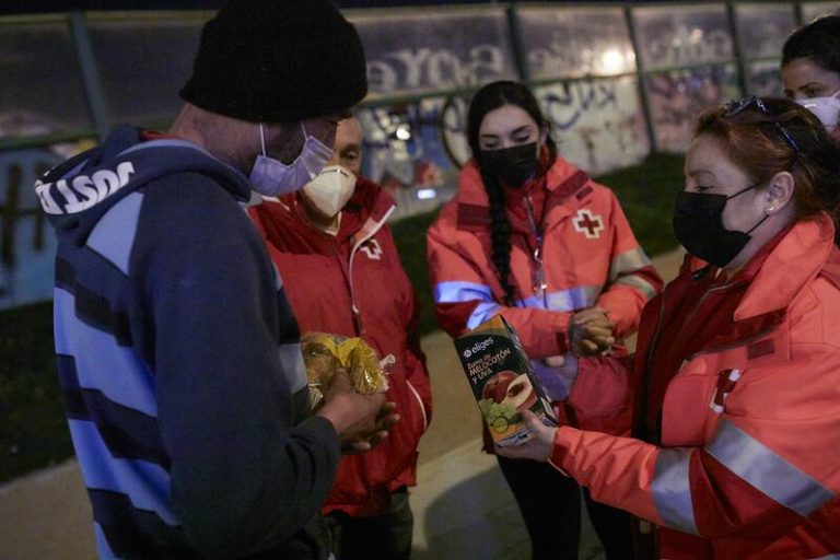 Cruz Roja multiplica por 15 su servicio de albergue provisional desde el inicio de la pandemia