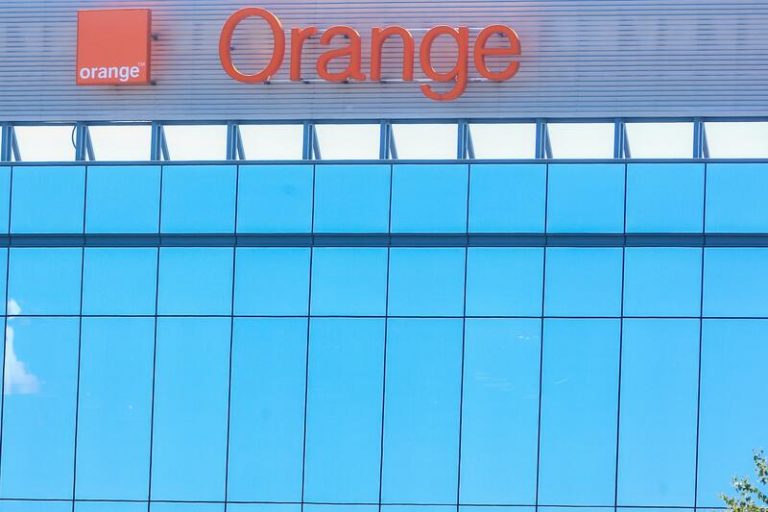 Orange lanza un programa de compra de acciones para empleados por hasta 260 millones