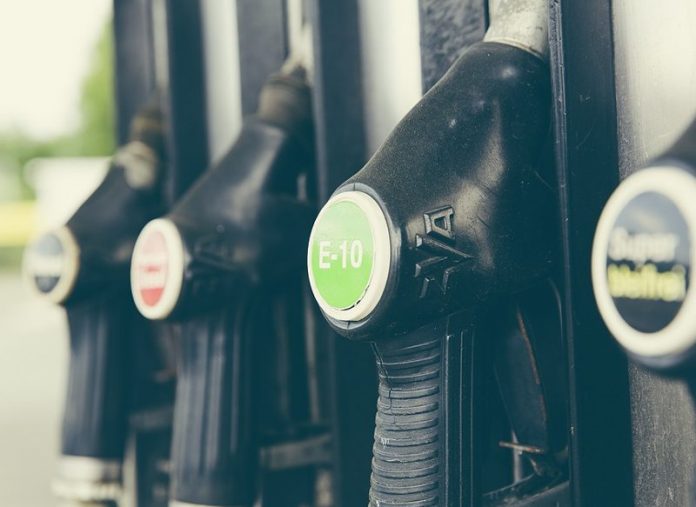 LA CALIDAD DEL COMBUSTIBLE EN UNA GASOLINERA BARATA