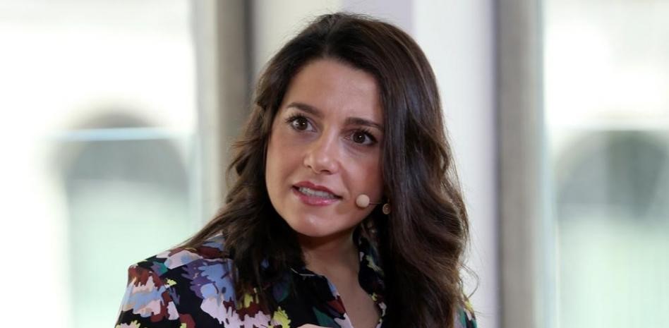 El PSOE sostiene al presidente autonómico que pacta con islamistas 1 Moncloa Arrimadas pide la dimision inmediata de Marlaska Moncloa