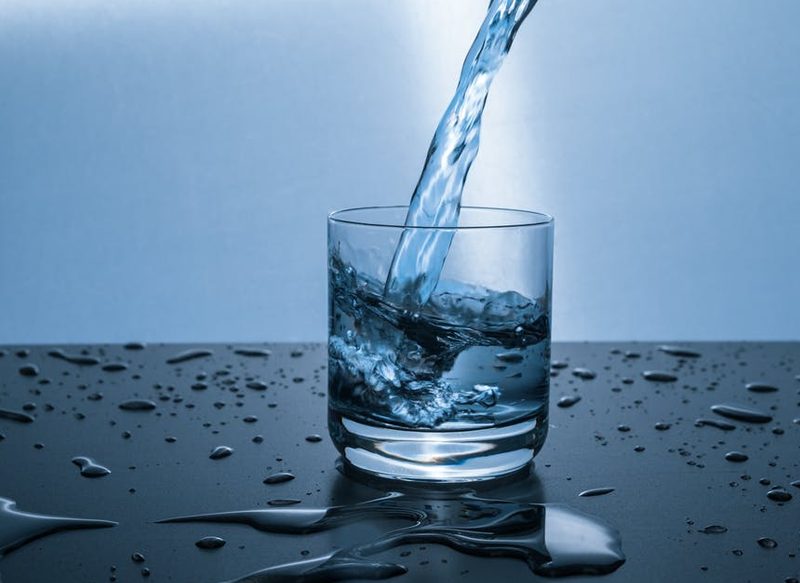 EL AGUA, OTRO DE LOS ALIMENTOS EFECTIVOS