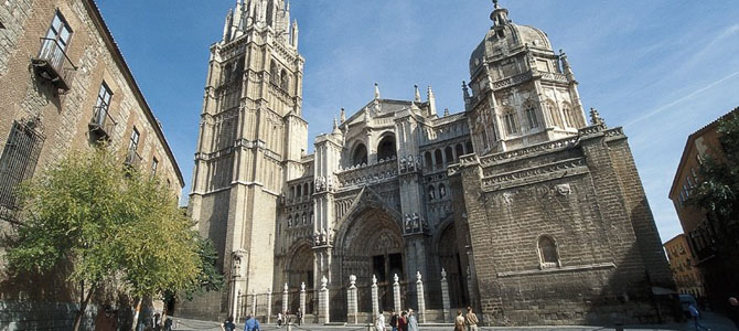 El deán de la catedral de Toledo reconoce que ha vivido una situación «complicada y dolorosa»
