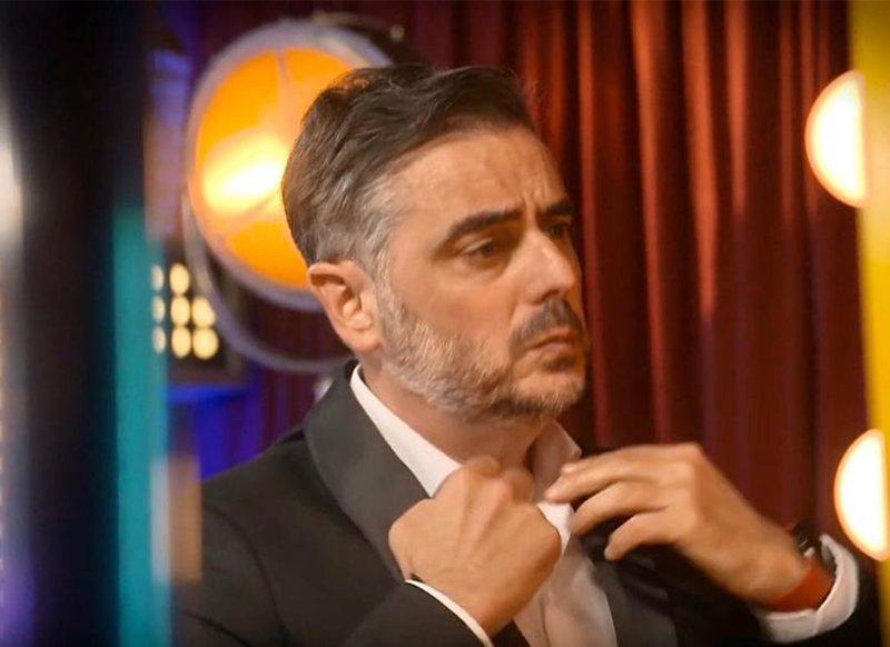 ¿QUIÉN ES ANDONI MARTÍNEZ?
