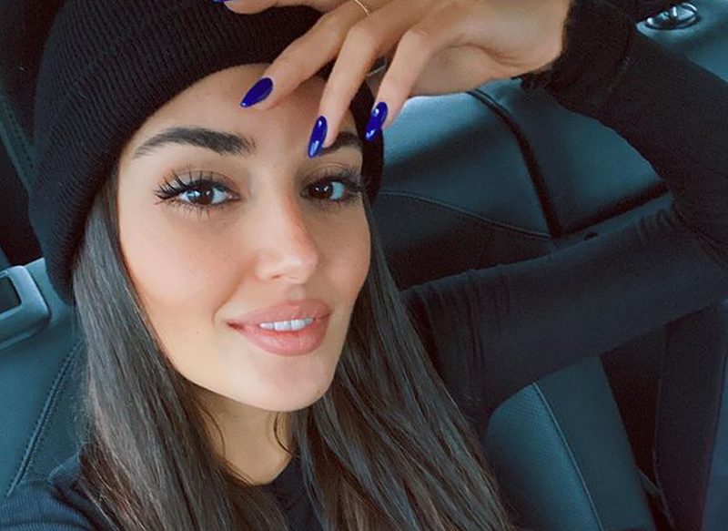 HANDE ERÇEL SE ALEJA DE LOS PLATÓS