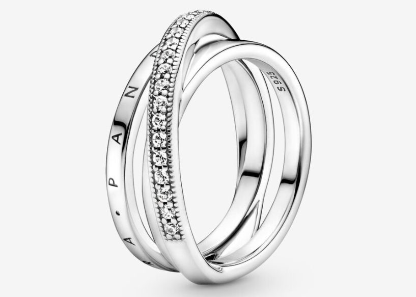 anillo cruzado