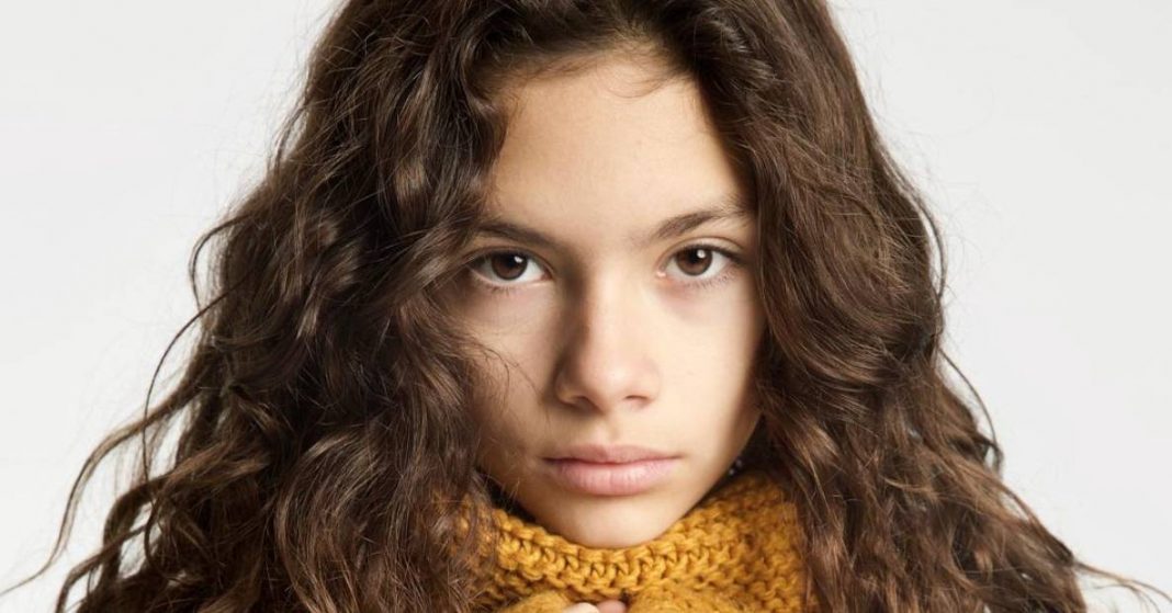 ava salazar serie