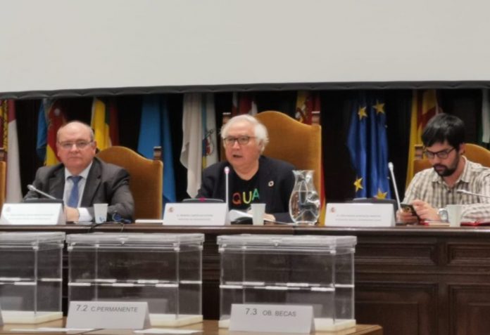 El ministro de Educación, Manuel Castells
