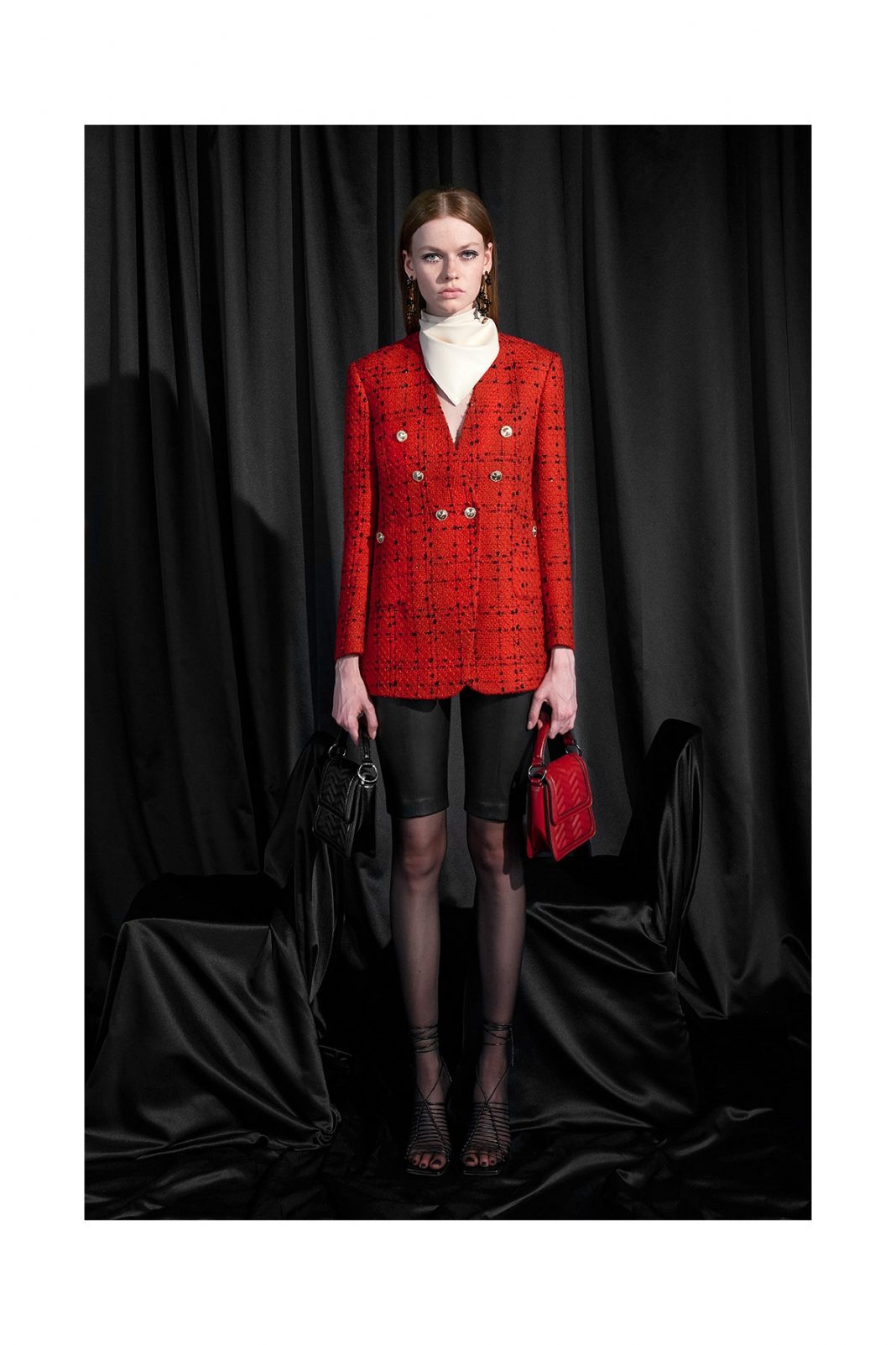 chaqueta estructura rojo
