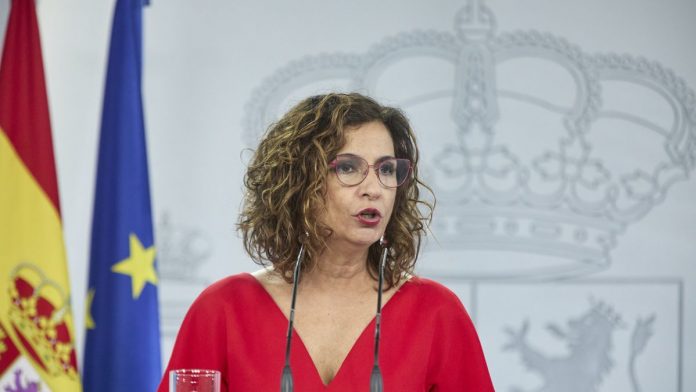 María Jesús Montero deja en manos de los independentistas el cálculo de la balanza fiscal catalana