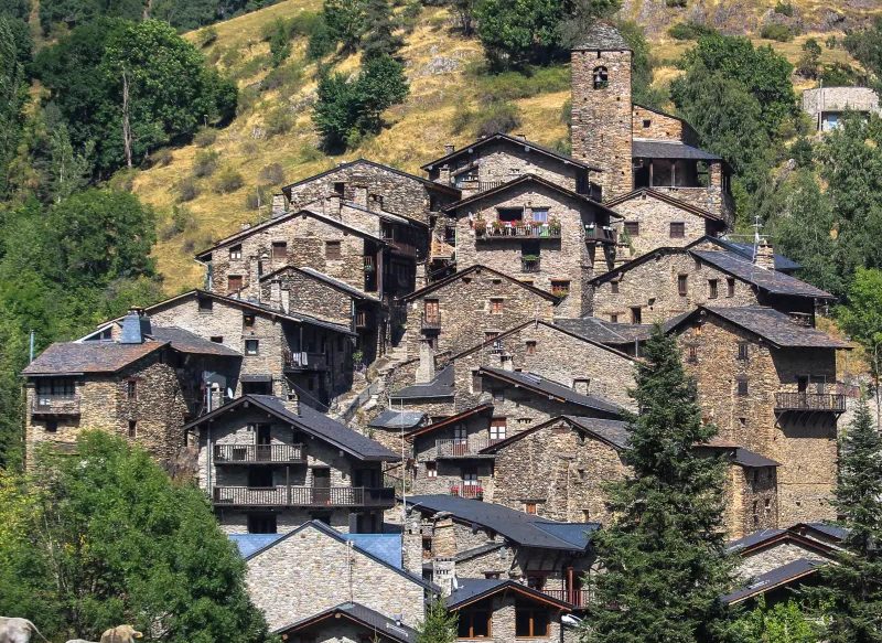 OS DE CIVÍS, UN LUGAR DE OLBIGADA VISITA