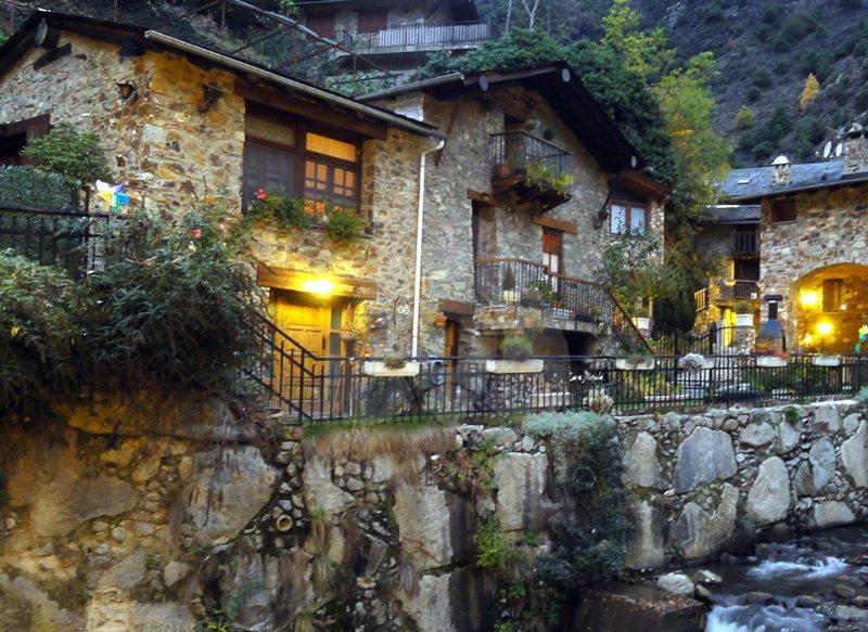 ESTE PUEBLO DE ESPAÑA MANTIENE SU ESTRUCTURA MEDIEVAL