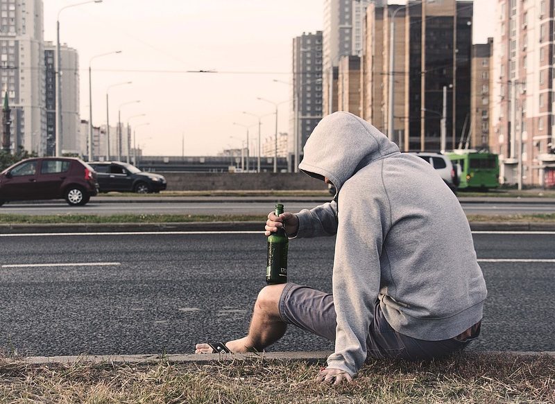 LOS PELIGROS DEL CONSUMO EXCESIVO DE ALCOHOL