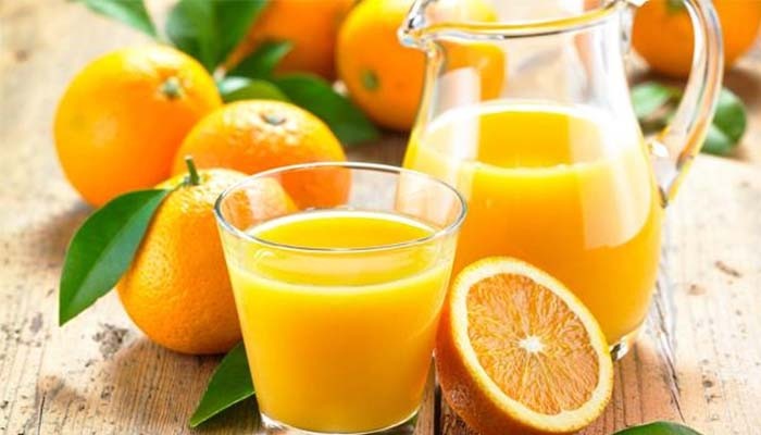 desayunar zumo de naranja
