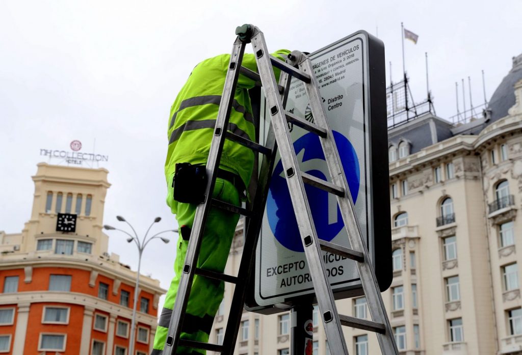 Madrid central ya multa: todas las novedades que debes saber 1 Moncloa madrid centro cartel Moncloa