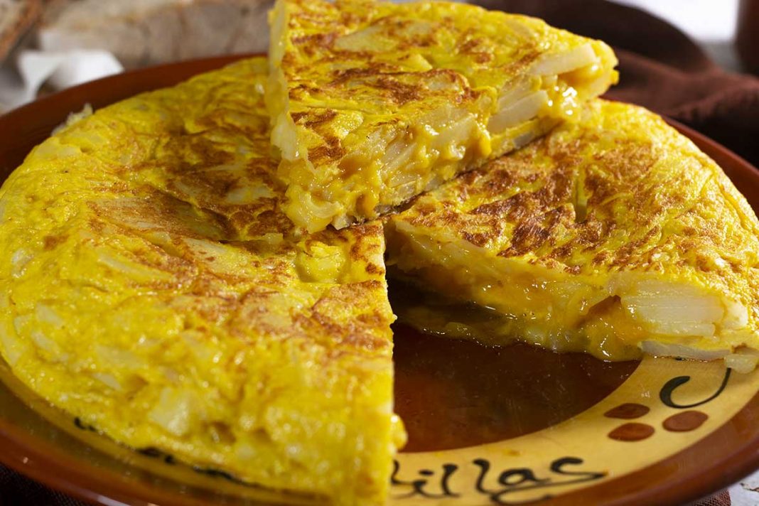 tortilla de patata plato