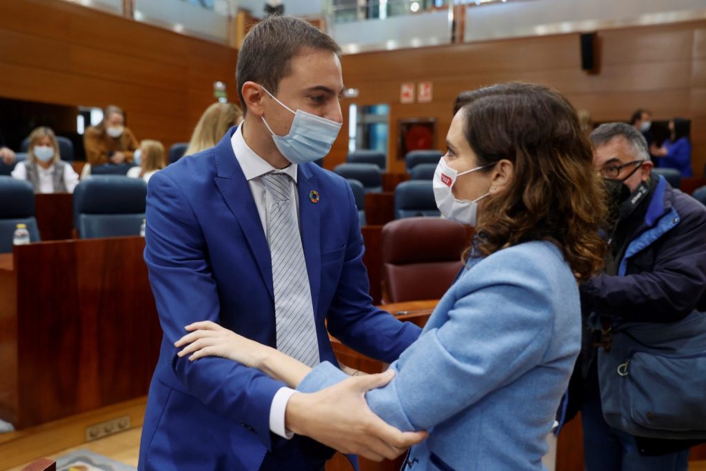 Juan Lobato trabaja en su perfil presidencial y estrecha lazos con los líderes madrileños 1 Moncloa 16360202090454 Moncloa