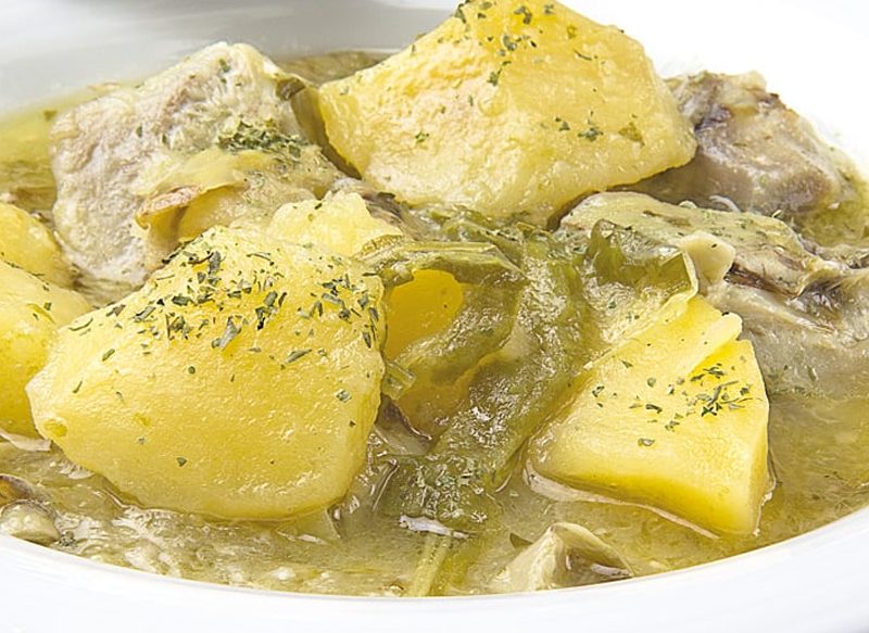 PATATAS EN SALSA VERDE, UNA ALTERNATIVA A LAS BRAVAS