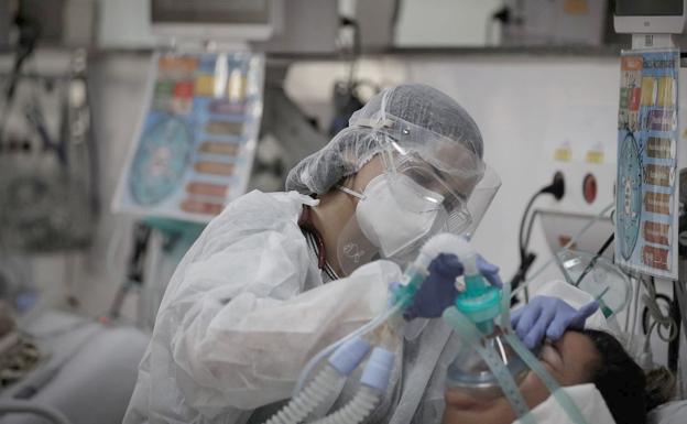 Castilla y León suma 10.993 nuevos casos, con 14 fallecidos y 101 altas nuevas