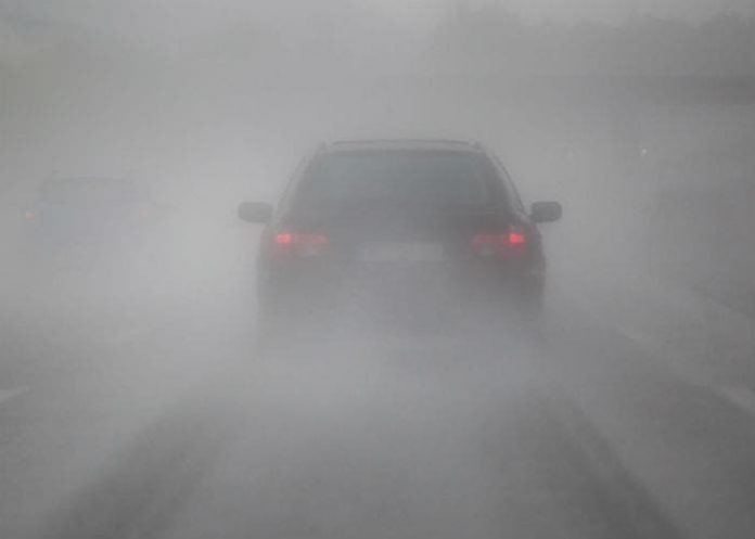 conducir si hay niebla