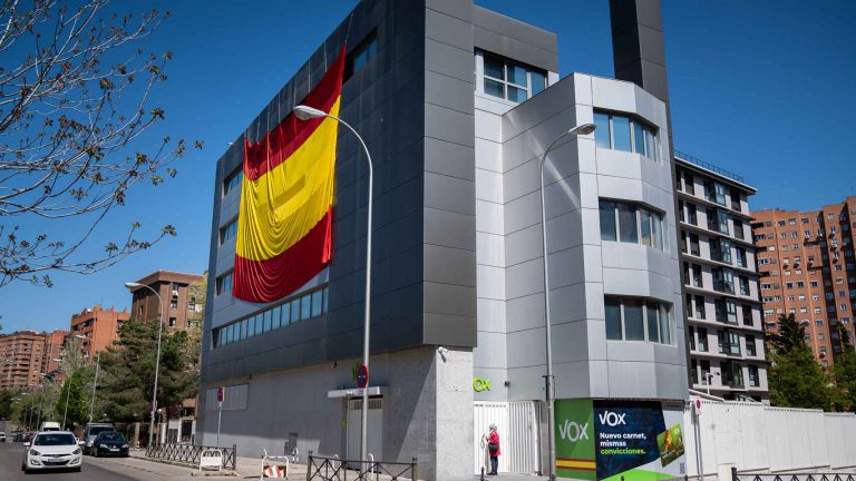 Vox censura a Monasterio en su sede para promocionar al «triunfito» de Castilla y León