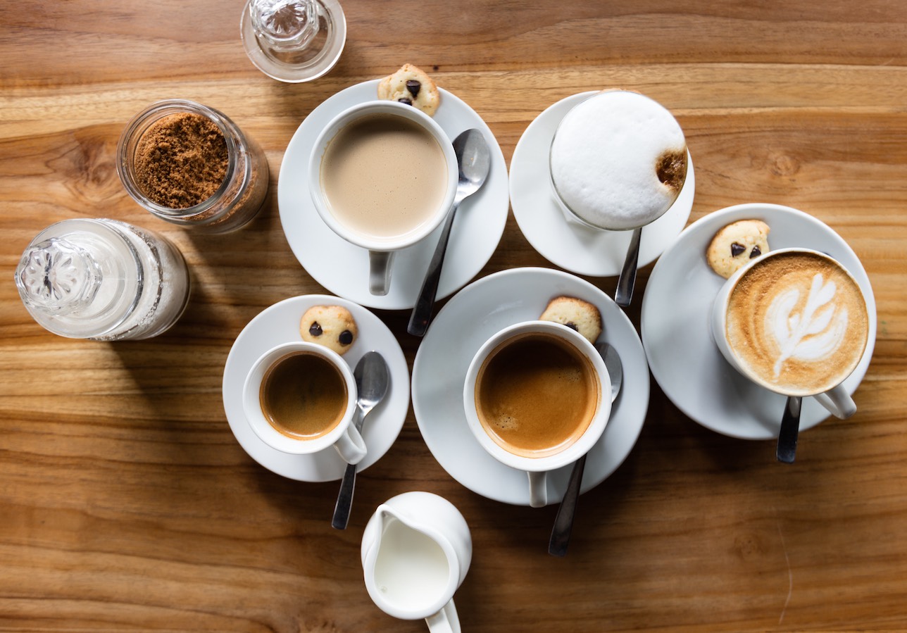 tomar un café