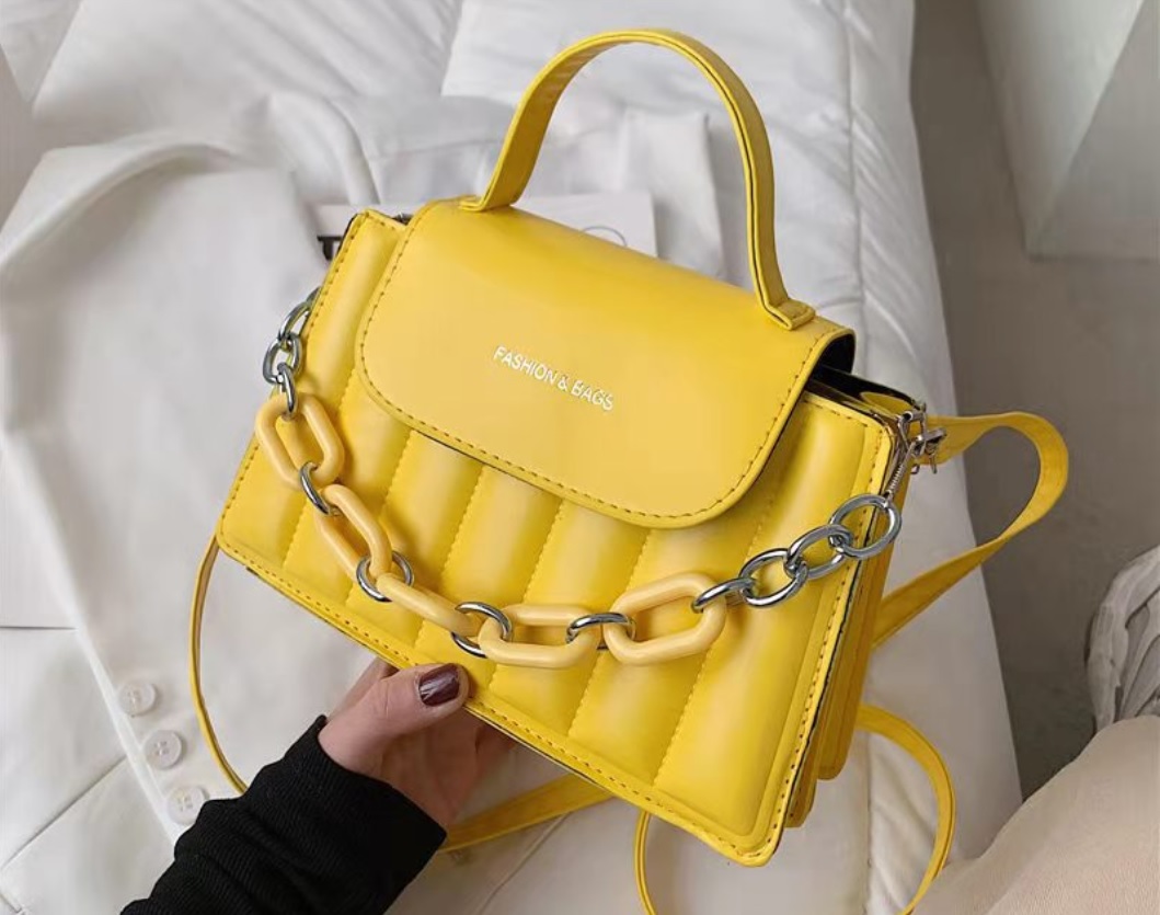 bolso mostaza