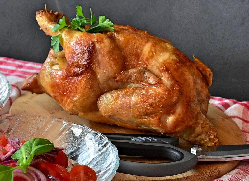 PROCESO DE HORNEADO DEL POLLO ASADO