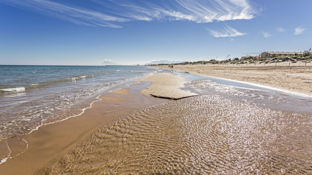 Pueblos bonitos de la costa de Valencia para ir de vacaciones 3 Moncloa Peñíscola, el pueblo del Papa